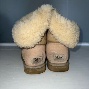 UGGs